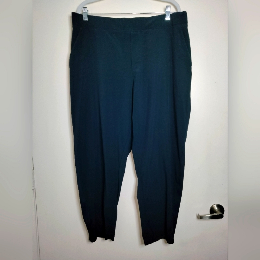 Athleta (Size 18) Navy Ribbed Texture Panel Slip Pockets Brooklyn Mid Rise Pants